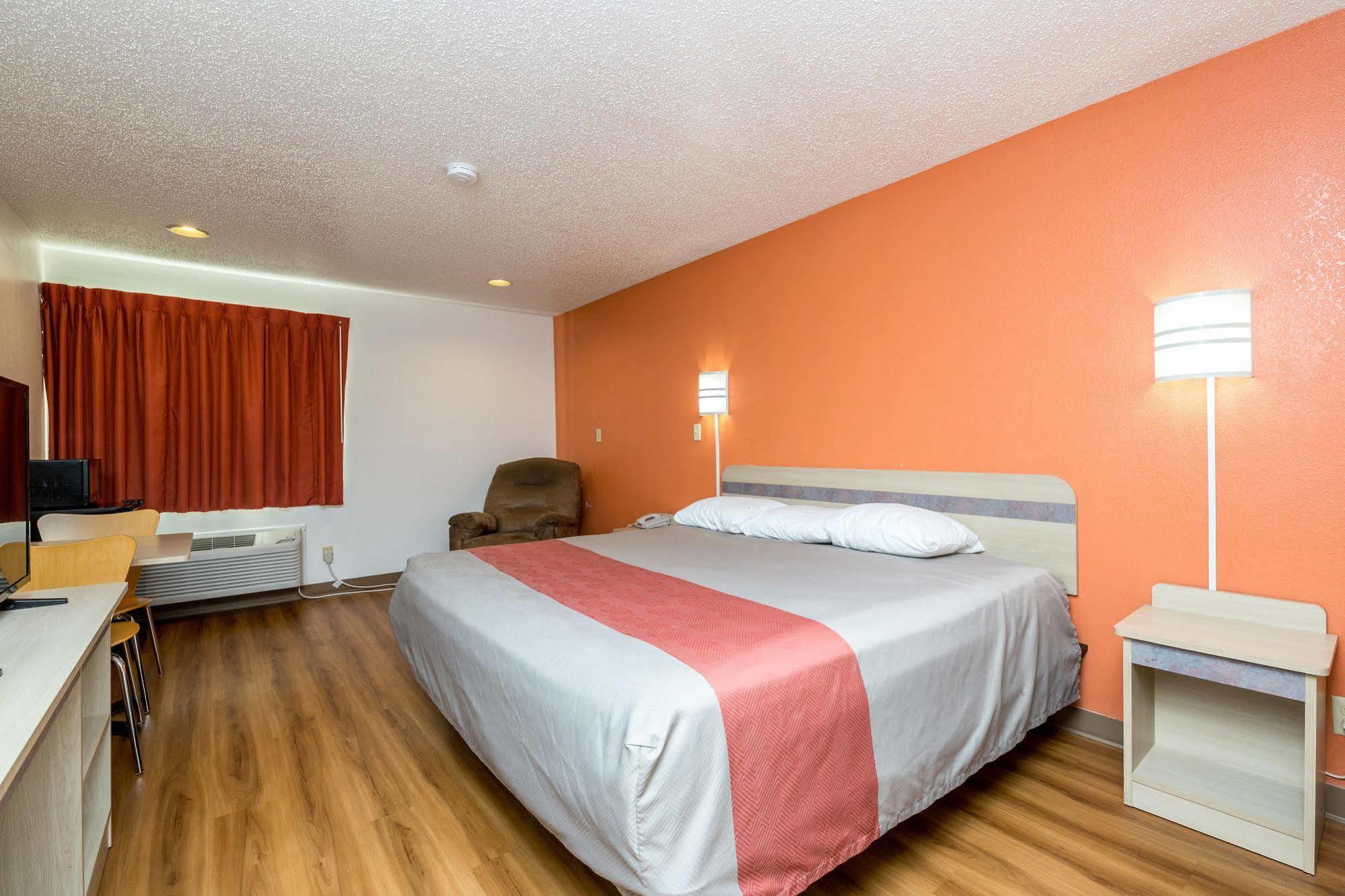 Motel 6-Waterloo, Ia Exterior photo